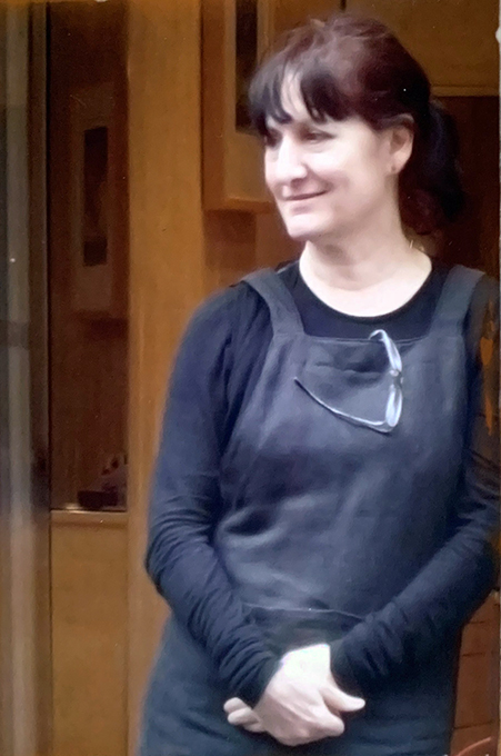 L’attribut alt de cette image est vide, son nom de fichier est Portrait-Dona.jpg.